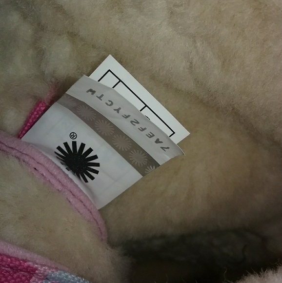 UGG Kids Butte II Patent Truckee Snow Boot Sz4 - Picture 4 of 8